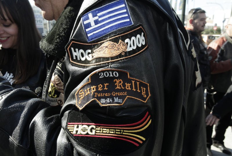 Δερμάτινα μπουφάν και γκάζια -Οσα έγιναν στην κοπή πίτας των φίλων Harley Davidson [εικόνες] | iefimerida.gr 23