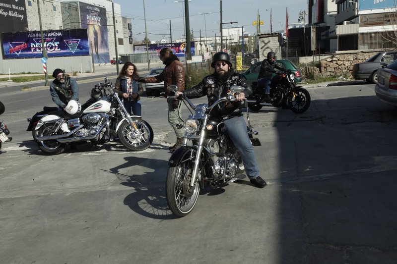 Δερμάτινα μπουφάν και γκάζια -Οσα έγιναν στην κοπή πίτας των φίλων Harley Davidson [εικόνες] | iefimerida.gr 1