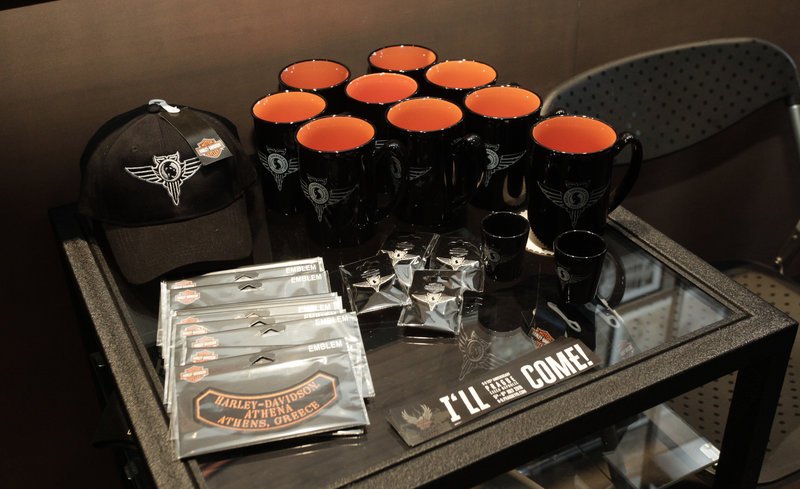 Δερμάτινα μπουφάν και γκάζια -Οσα έγιναν στην κοπή πίτας των φίλων Harley Davidson [εικόνες] | iefimerida.gr 8