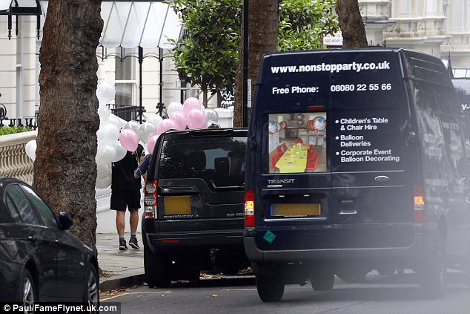 Το κορίτσι του μπαμπά έχει γενέθλια: Η κόρη του Ντέιβιντ Μπέκαμ κλείνει τα 3 και η οικογένεια ετοίμασε μεγάλο πάρτι [εικόνες] | iefimerida.gr 2