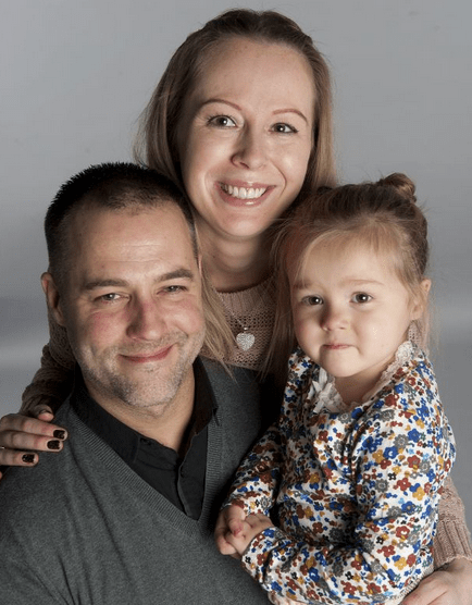 Ιδού η σωσίας της κόρης του Μπέκαμ που έχει βγάλει ήδη 1.500 ευρώ λόγω... ομοιότητας [εικόνες] | iefimerida.gr 3