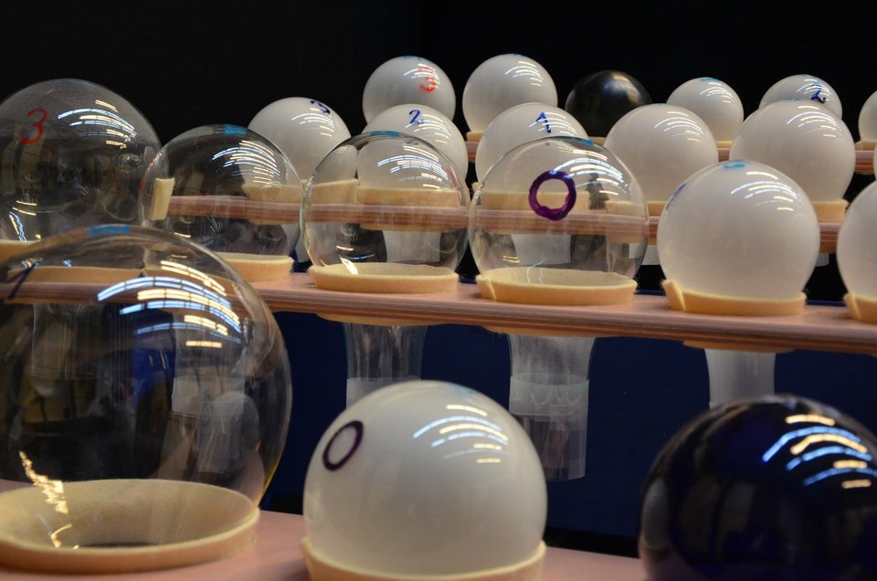 Συναυλία με όργανα που δεν έχεις ξαναδεί και η συναρπαστική ιστορία του δημιουργού τους [εικόνες]  | iefimerida.gr 1