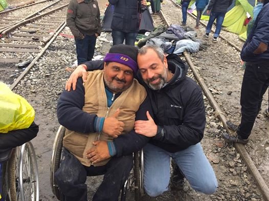 Χασάν, ο ανάπηρος πρόσφυγας που «λύγισε» το διαδίκτυο [εικόνες] | iefimerida.gr 1