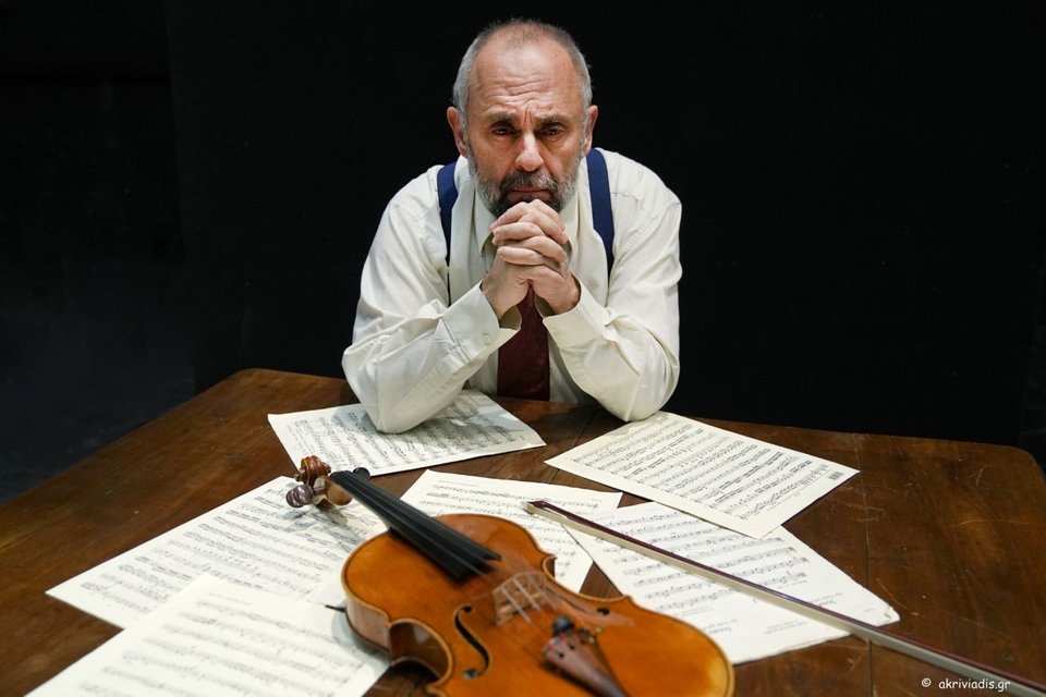 Στο Μέγαρο ένας μονόλογος για τις τελευταίες στιγμές του κορυφαίου συνθέτη Ντμίτρι Σοστακόβιτς [εικόνες] | iefimerida.gr 1