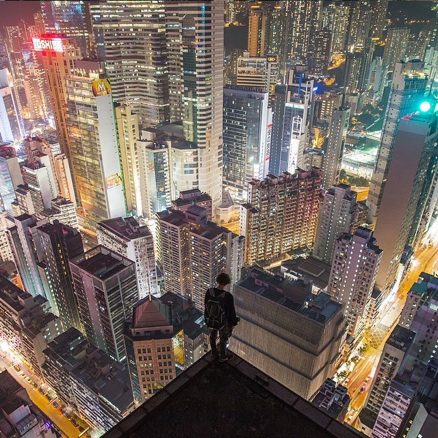 Με όριο τον ουρανό: Η ζωή δυο 20χρονων πάνω στα ψηλότερα κτίρια του κόσμου [εικόνες] | iefimerida.gr 9