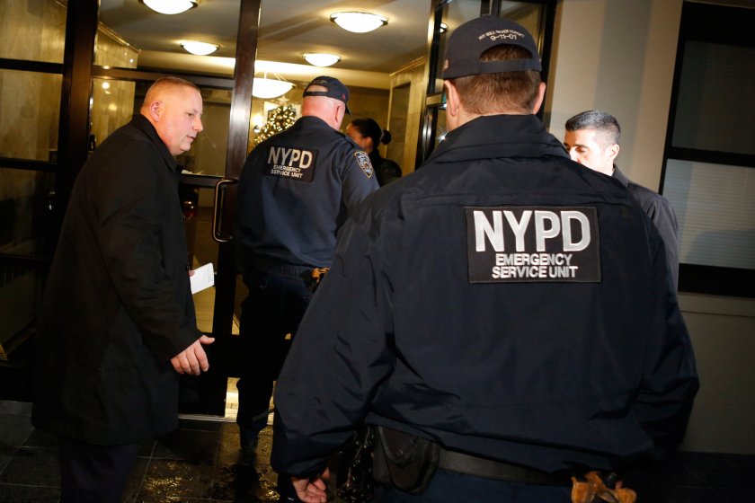 Σοκ στη Γουόλ Στριτ: Μεγαλοχρηματιστής δολοφονήθηκε από τον γιο του [βίντεο & εικόνες] | iefimerida.gr 0