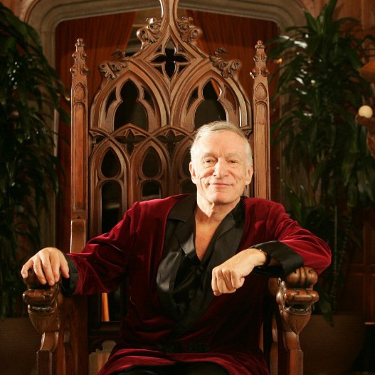 Ο Χιου Χέφνερ ζει σε άθλιες συνθήκες στην έπαυλη του Playboy- Πρώην κουνελάκι αποκαλύπτει [εικόνες] | iefimerida.gr 1