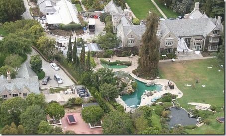 Πώς ζουν τα κουνελάκια εσώκλειστα -Οι κανόνες, οι απαγορεύσεις και οι χαμένες Πόρσε [εικόνες] | iefimerida.gr 6