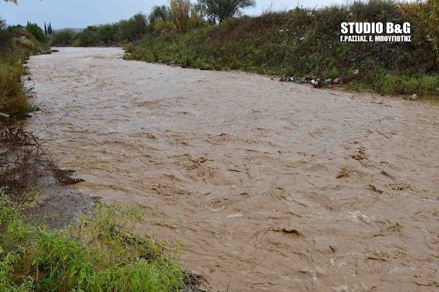 Κακοκαιρία στο Ναύπλιο: Πλημμύρισαν χείμαρροι και ρέματα [εικόνες & βίντεο] | iefimerida.gr 6