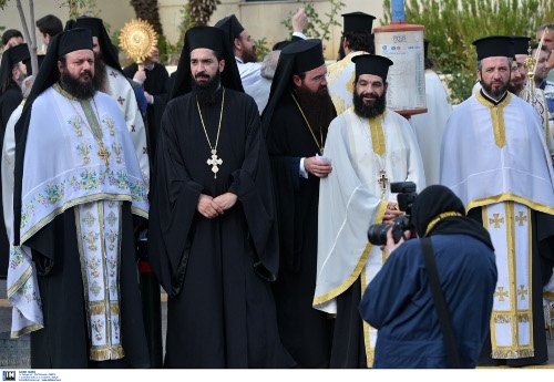 Στην Ελλάδα το λείψανο της Αγίας Ελένης -Με τιμές αρχηγού κράτους [εικόνες & βίντεο] | iefimerida.gr 5