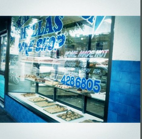 Hellas Cakes: Το «μαγαζάκι» ενός μετανάστη από την Ελλάδα που γλυκαίνει εδώ και 52 χρόνια τους κατοίκους της Μελβούρνης [εικόνες] | iefimerida.gr 4