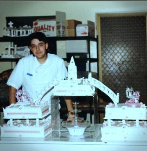 Hellas Cakes: Το «μαγαζάκι» ενός μετανάστη από την Ελλάδα που γλυκαίνει εδώ και 52 χρόνια τους κατοίκους της Μελβούρνης [εικόνες] | iefimerida.gr 5