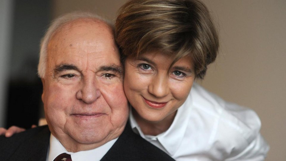 Εριδες για την κηδεία του Χέλμουτ Κολ -Ζήλειες, μαύρα ταμεία και η Μέρκελ [εικόνες] | iefimerida.gr 4