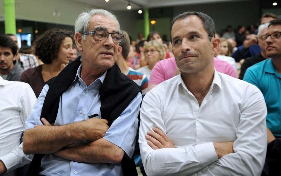 Πέθανε ο Ανρί Εμμανουελί, πρώην υπουργός του Σοσιαλιστικού Κόμματος Γαλλίας | iefimerida.gr 0