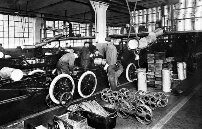 Ηenry Ford: 150 χρόνια από τη γέννηση του ιδρυτή της σύγχρονης αυτοκίνησης | iefimerida.gr 2