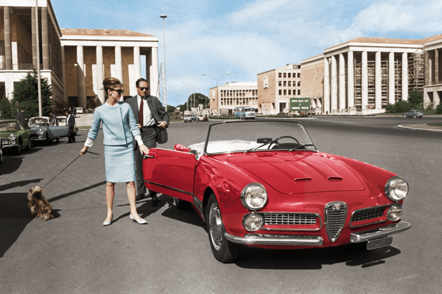 Όταν η Όντρει Χεπμπορν ταξίδεψε στη Ρώμη και έγινε εξώφυλλο στο Vanity Fair [εικόνες] | iefimerida.gr 3