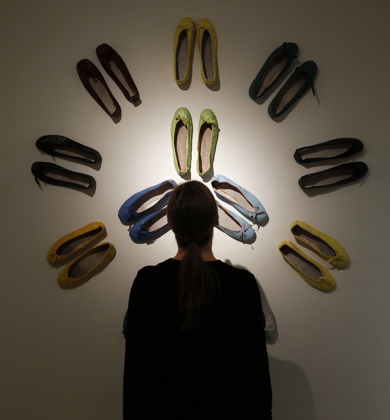 Ενας «θησαυρός» στη σοφίτα της Οντρεϊ Χέπμπορν -Πολυτελή φορέματα και προσωπικά αντικείμενα στο «σφυρί» [εικόνες] | iefimerida.gr 6