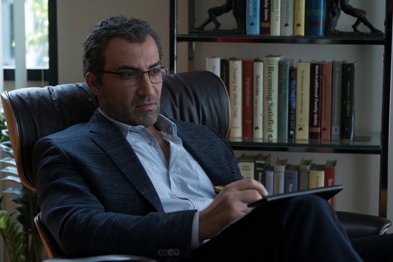 «Here and Now»: Η νέα σειρά του οσκαρικού Alan Ball αποκλειστικά στη Nova [εικόνες & βίντεο] | iefimerida.gr 6