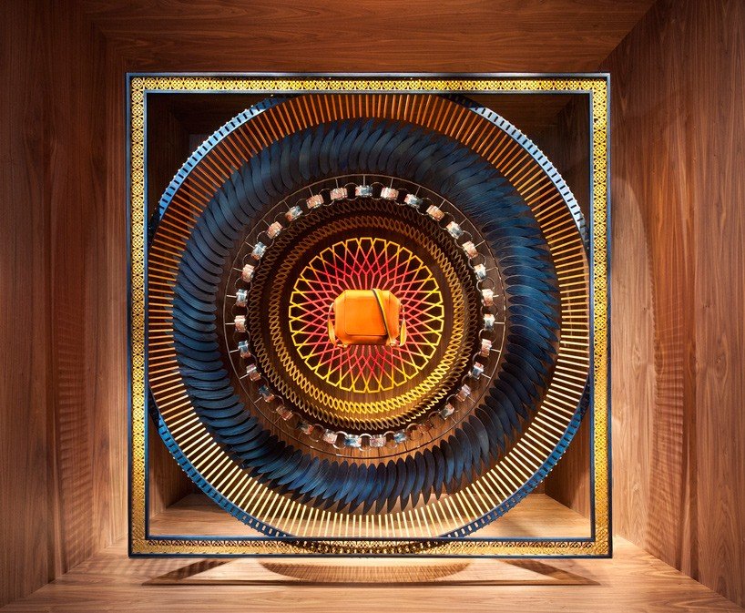 Ζαλίζει η τρισδιάστατη βιτρίνα του Hermes στη Νέα Υόρκη [εικόνες]  | iefimerida.gr 2