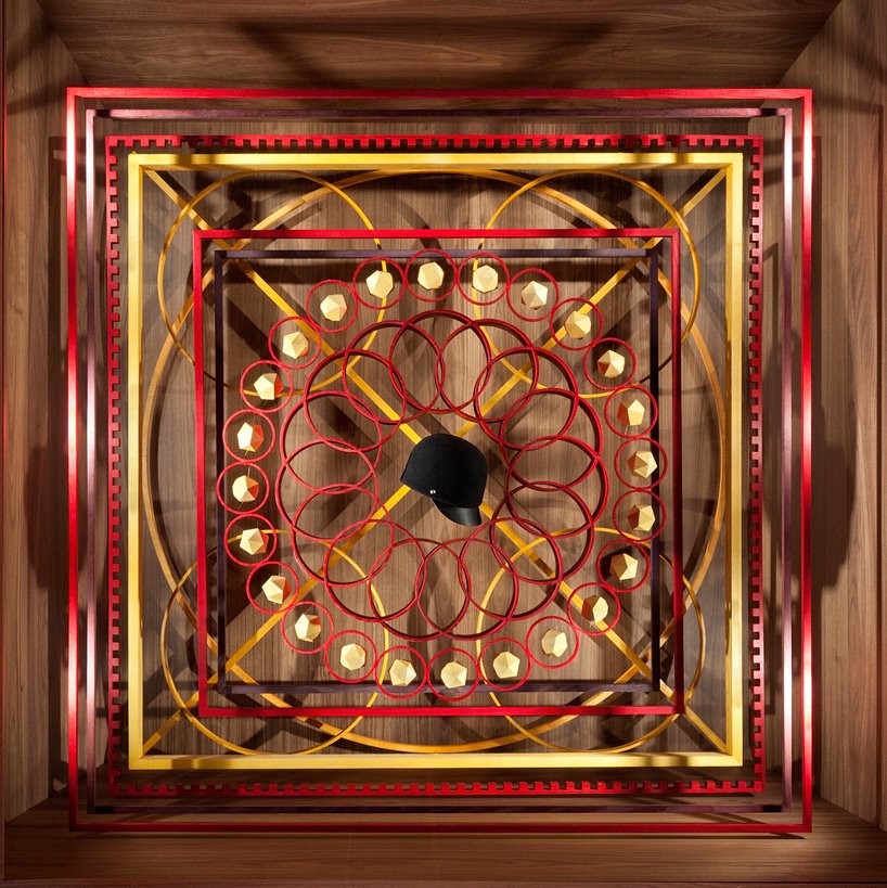 Ζαλίζει η τρισδιάστατη βιτρίνα του Hermes στη Νέα Υόρκη [εικόνες]  | iefimerida.gr 1