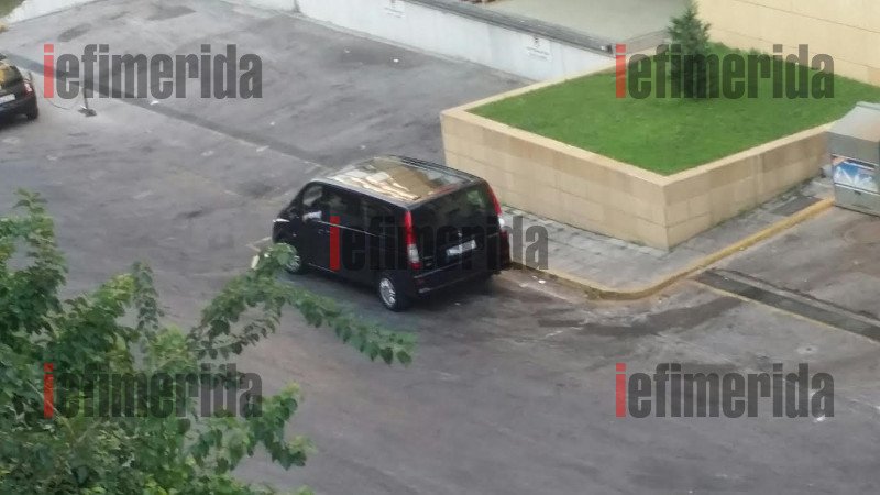 «Αστακός» το Hilton λόγω Τρόικα -Ομπρέλα προστασίας με 250 άνδρες της ΕΛ.ΑΣ. [εικόνες] | iefimerida.gr 0