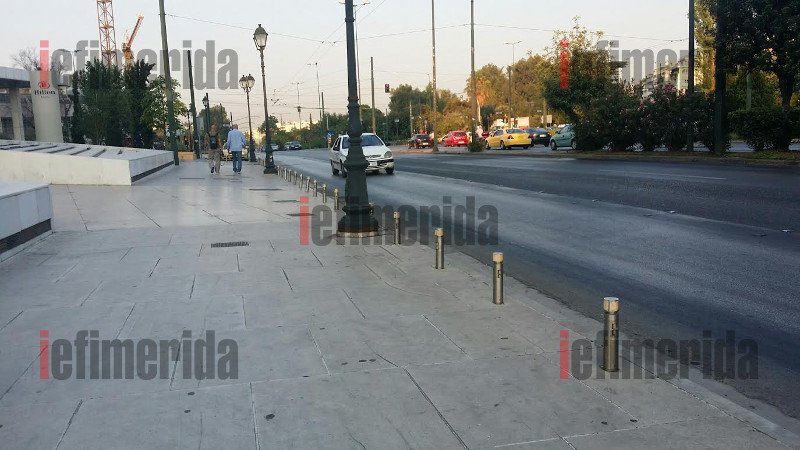 «Αστακός» το Hilton λόγω Τρόικα -Ομπρέλα προστασίας με 250 άνδρες της ΕΛ.ΑΣ. [εικόνες] | iefimerida.gr 8