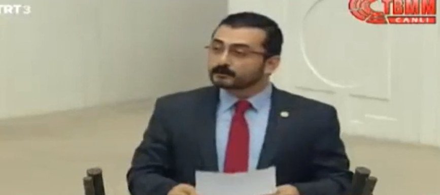 Καταγγελίες Τούρκου βουλευτή της αντιπολίτευσης στο RT: Μεταφέρθηκαν χημικά μέσω της Τουρκίας σε στρατόπεδα του ISIS -Ως... σόδα | iefimerida.gr 0