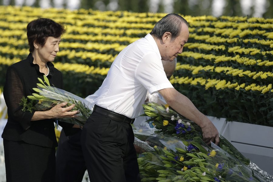 70 χρόνια μετά -Η Χιροσίμα τίμησε την μνήμη των νεκρών της πρώτης ατομικής βόμβας [εικόνες] | iefimerida.gr 2