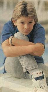 Δείτε πως έγινε ο μικρός Χόμπι, ο γιος του Μιτς από το θρυλικό Baywatch [εικόνες] | iefimerida.gr 0