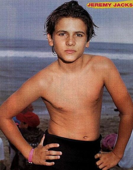 Δείτε πως έγινε ο μικρός Χόμπι, ο γιος του Μιτς από το θρυλικό Baywatch [εικόνες] | iefimerida.gr 1