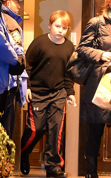 Σε στενό κύκλο το «τελευταίο αντίο» στον Φίλιπ Σέιμουρ Χόφμαν – Συγκλονίζουν τα μικρά του παιδιά [εικόνες] | iefimerida.gr 1