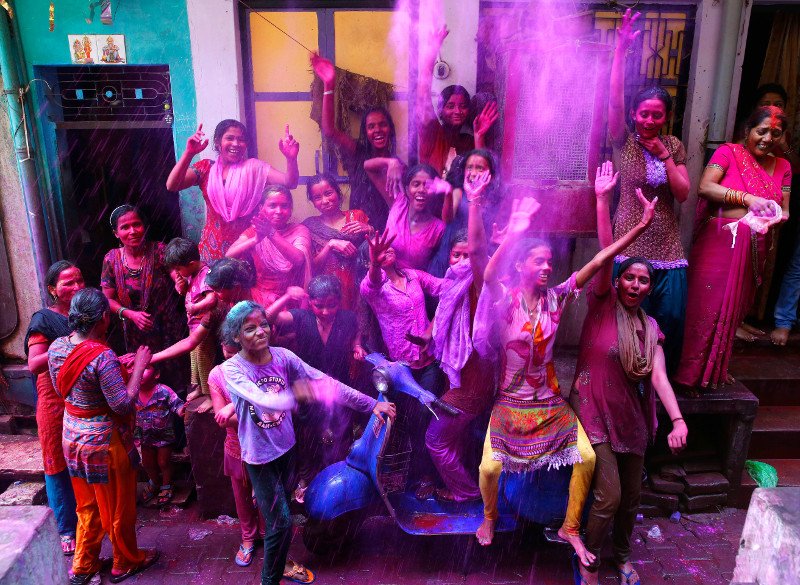 Φεστιβάλ Holi: 5 πράγματα που πρέπει να ξέρετε για την γιορτή των Ινδών [εικόνες] | iefimerida.gr 5