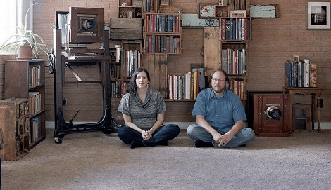 Τάνια Χολάντερ: Η φωτογράφος που αποφάσισε να γυρίσει όλο τον κόσμο για να γνωρίσει από κοντά τους φίλους της στο Facebook [εικόνες&βίντεο] | iefimerida.gr 3