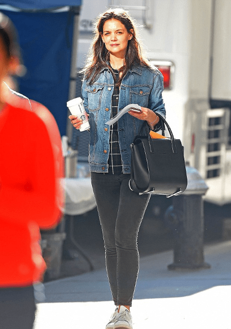 Αγνώριστη χωρίς μακιγιάζ η Κέιτι Χολμς [εικόνες] | iefimerida.gr 5