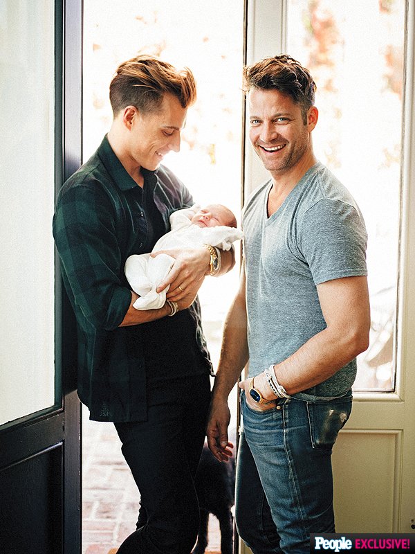 Αντρες με παιδί, διάσημοι σχεδιαστές, στο Μανχάταν -Πώς είναι το σπίτι τους [εικόνες] | iefimerida.gr 1