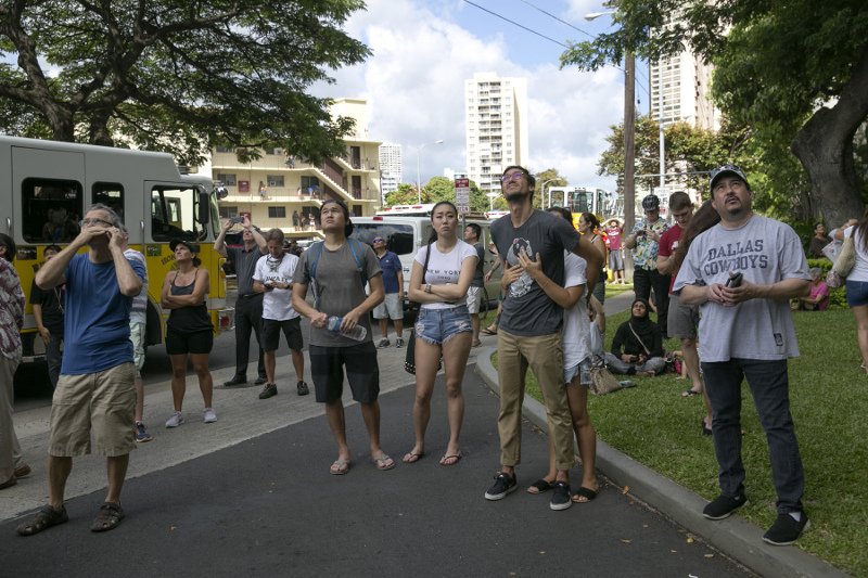Χονολουλού: Πυρκαγιά σε πολυκατοικία 36 ορόφων -Τουλάχιστον 3 νεκροί [εικόνες & βίντεο] | iefimerida.gr 1