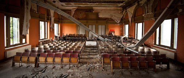 Η πιο τρομακτική κτηνιατρική σχολή του κόσμου όπου το εσωτερικό της μοιάζει με ταινία τρόμου [εικόνες]  | iefimerida.gr 14