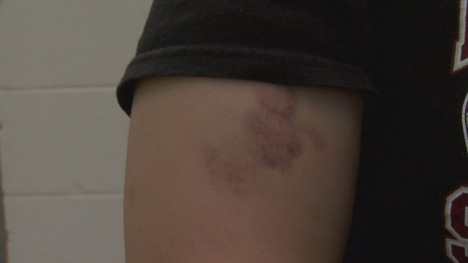 Μητέρα που κρατείτο όμηρος παρήγγειλε pizza για να καλέσει την αστυνομία [εικόνες & βίντεο] | iefimerida.gr 3