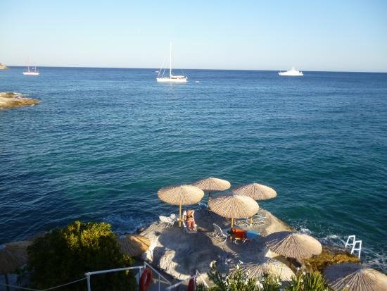 Ξενοδοχείο Πανόραμα, από τα μόνα μέρη στην Αίγινα για να κολυμπήσεις [εικόνες] | iefimerida.gr 4