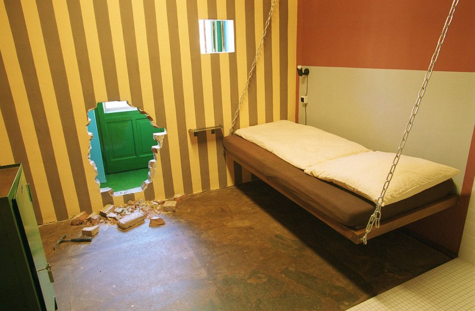 Ετσι είναι το πιο παράξενο ξενοδοχείο του κόσμου -Το πιο αστείο τρομακτικό κατάλυμα στο Βερολίνο [εικόνες] | iefimerida.gr 11