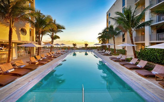 Διάσημοι οικοδεσπότες – 16 celebrities μας καλούν στα ξενοδοχεία τους | iefimerida.gr 29