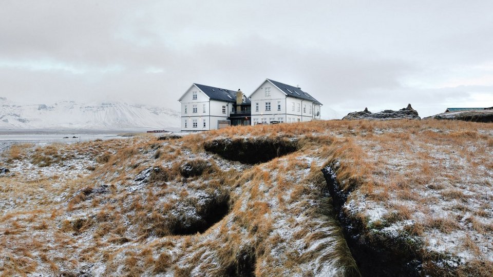 Πολυτελής απομόνωση: Χλιδάτα ξενοδοχεία στη μέση του πουθενά, για επίδοξους ερημίτες με γερό πορτοφόλι [εικόνες] | iefimerida.gr 0
