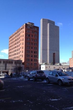 Eντυπωσιακή κατεδάφιση ξενοδοχείου στη Νέα Υόρκη: Εκρήγνυται και καταρρέει σε 2 λεπτά [βίντεο] | iefimerida.gr 5