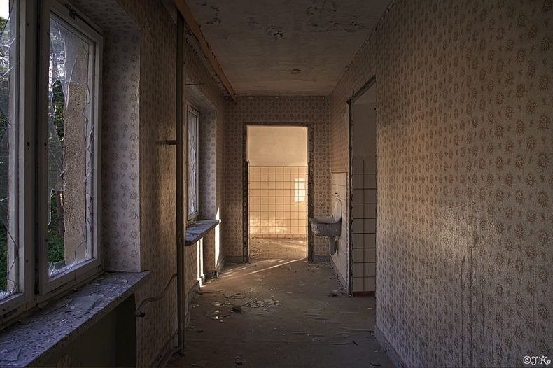 Γιατί το μεγαλύτερο ξενοδοχείο του κόσμου που διαθέτει 10.000 δωμάτια δεν έχει φιλοξενήσει ποτέ επισκέπτη [εικόνες]  | iefimerida.gr 8