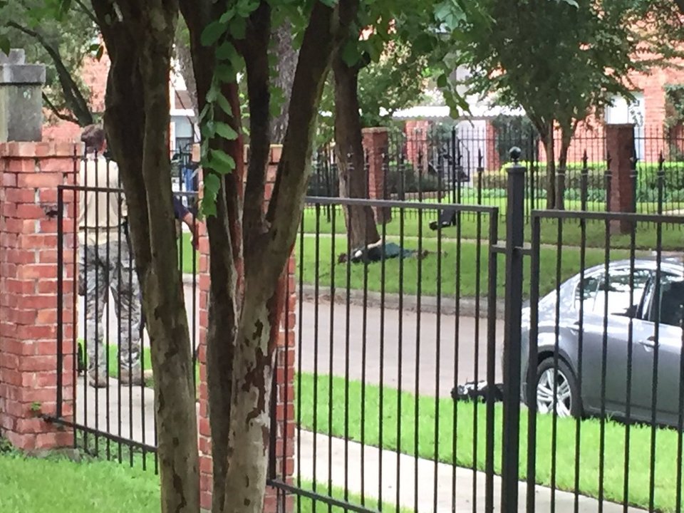 Νεκρός είναι ο ένοπλος που τραυμάτισε 6 στο Χιούστον [εικόνα] | iefimerida.gr 0