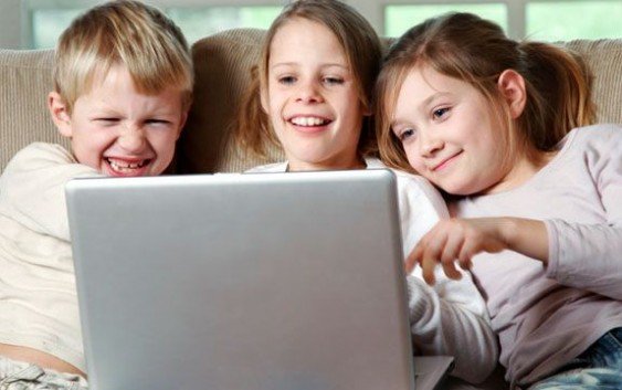 Σήμα κινδύνου από τους επιστήμονες - Τι λένε για την απαγορευμένη σχέση των μαθητών με τα social media [εικόνες] | iefimerida.gr 3