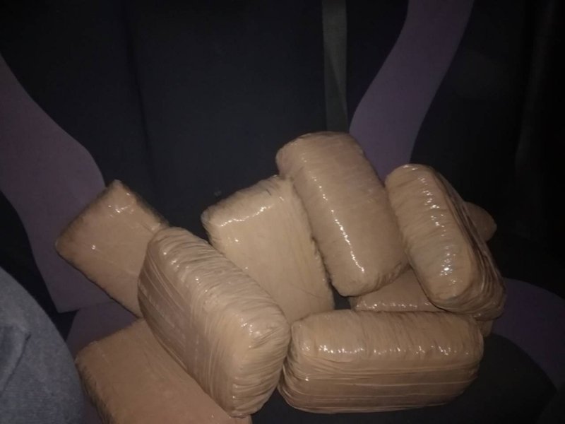 Ηράκλειο: Συνελήφθη 26χρονος με 10 κιλά κάνναβης [εικόνες] | iefimerida.gr 1