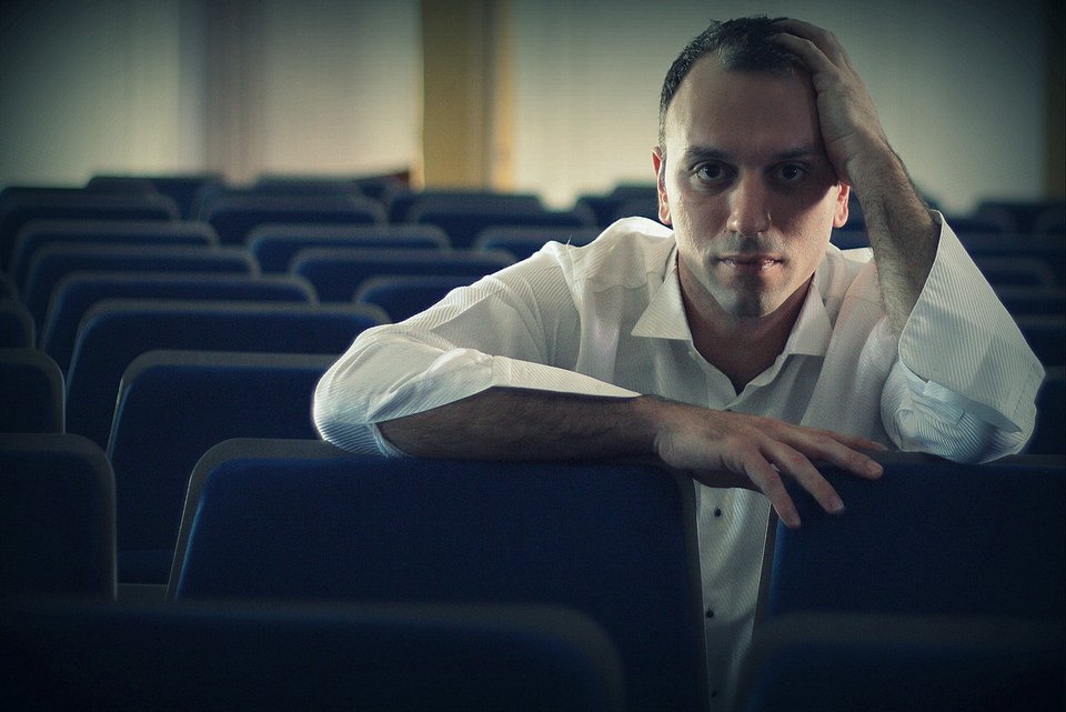 «Λιώνοντας» με χριστουγεννιάτικα κινηματογραφικά τραγούδια | iefimerida.gr 1