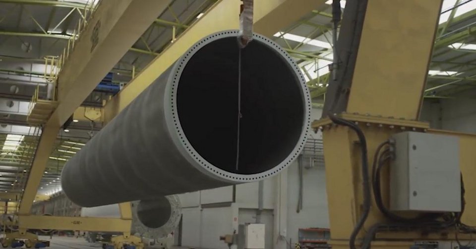 Tαξίδια με ταχύτητες άνω των 1.000 χλμ/ώρα: Ο ιδρυτής της Τέσλα δοκιμάζει στην Ευρώπη το Hyperloop [βίντεο]  | iefimerida.gr 1