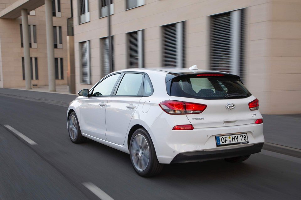 Το Hyundai i30 συνεχίζει ελαφρώς ανανεωμένο και με ένα νέο diesel | iefimerida.gr 1